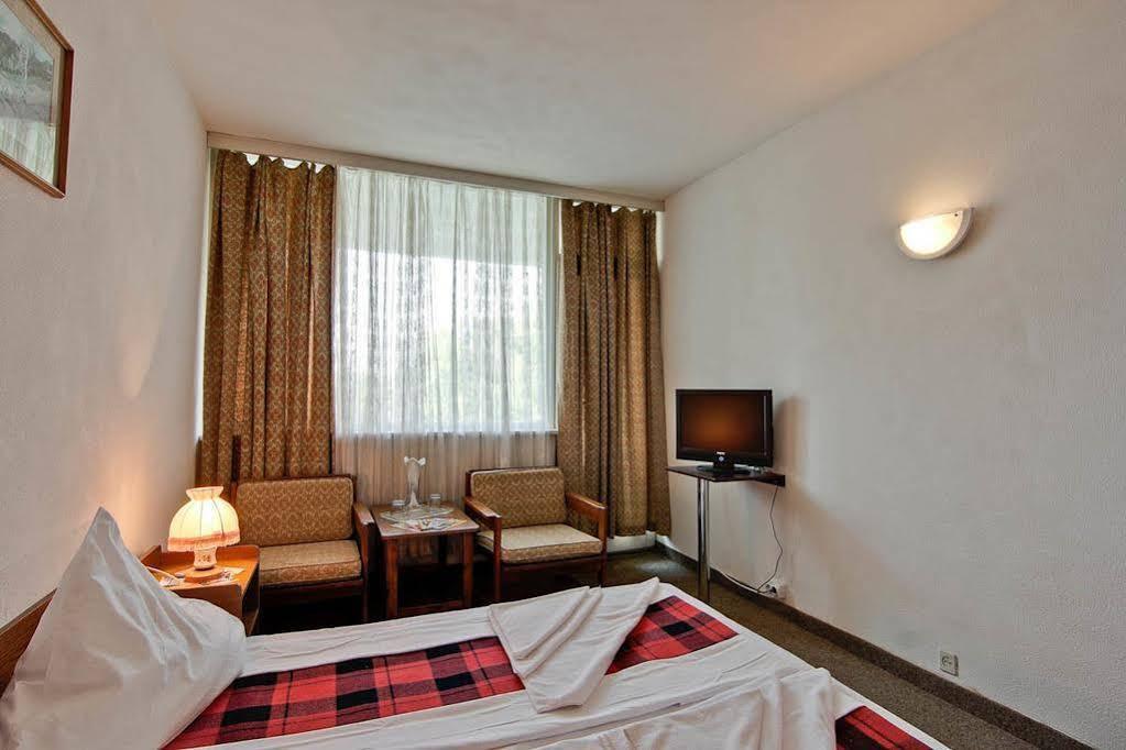 סאטורן Hotel Neko מראה חיצוני תמונה