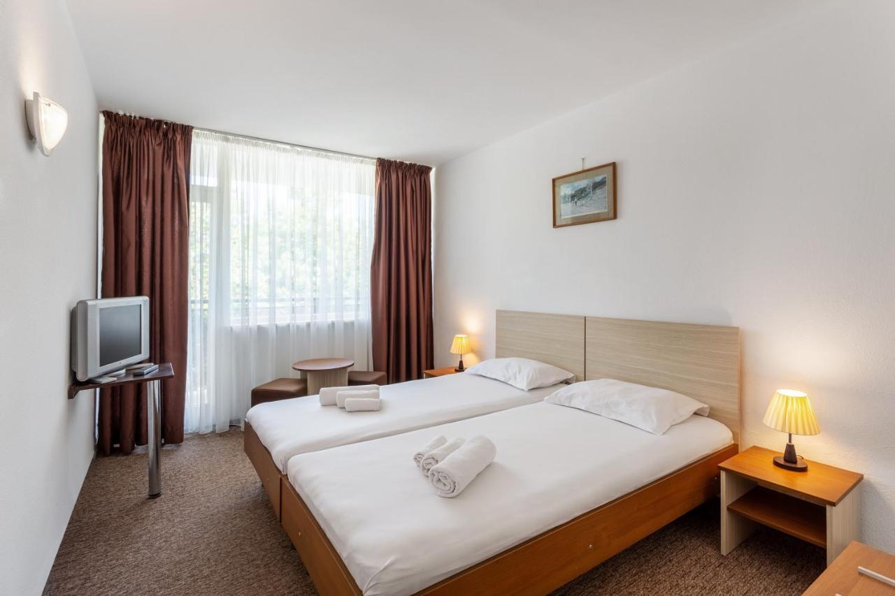 סאטורן Hotel Neko מראה חיצוני תמונה