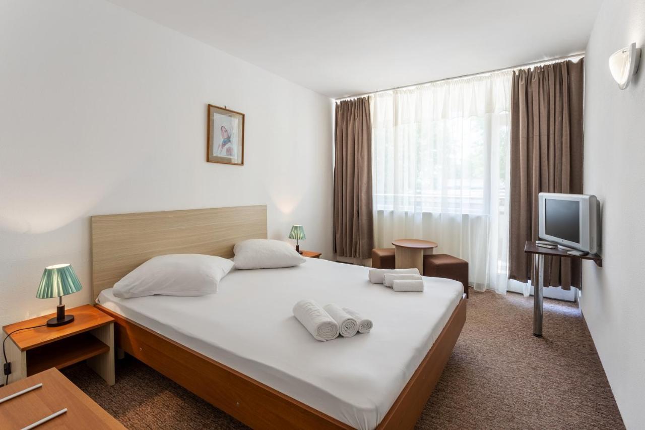 סאטורן Hotel Neko מראה חיצוני תמונה